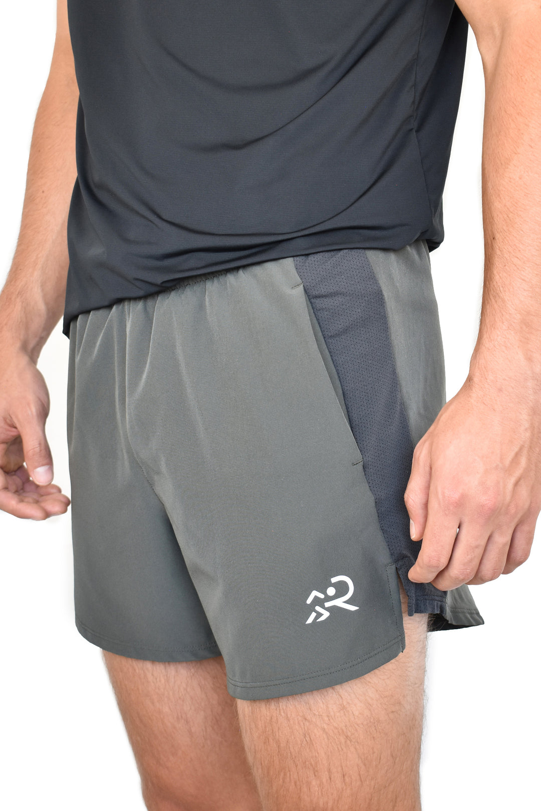 Motion Shorts Hombre - Gris